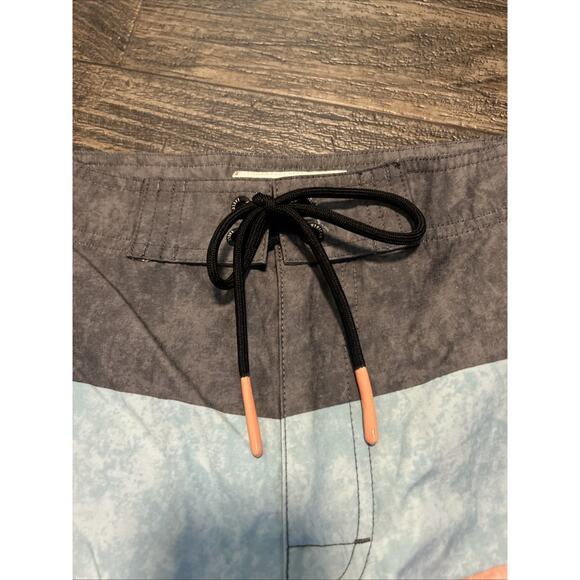 American Eagle Boardshorts Men’s Small Grey swim Trunks - Picture 3 of 7